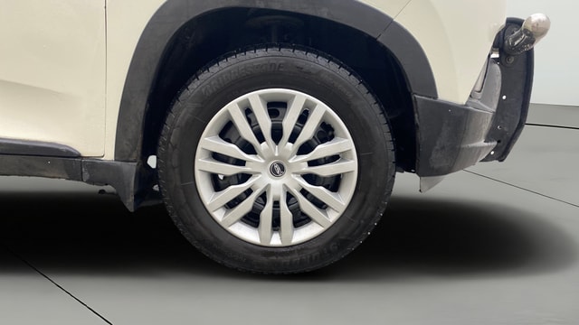 View Mahindra KUV100 Image 40 Used Mahindra KUV100 Image 40