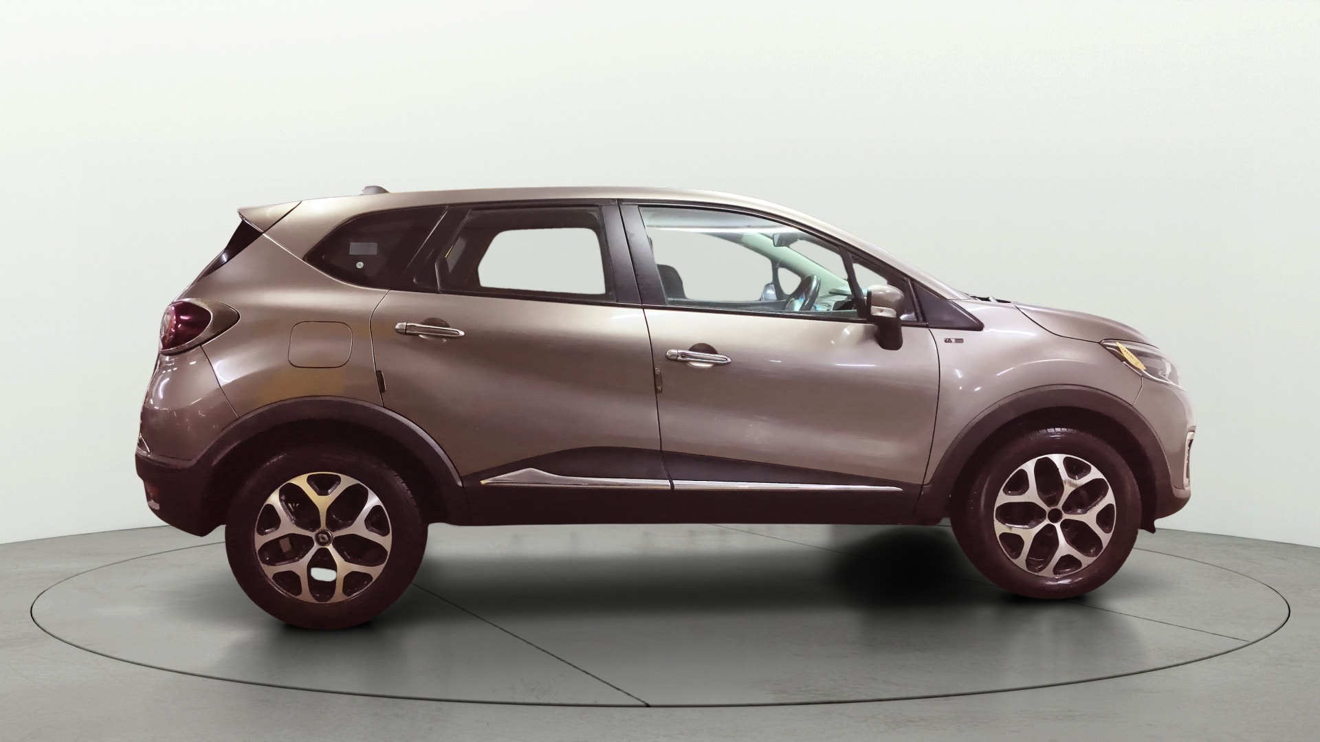 View 2018 Renault Captur RXT Mono Diesel Image 8 Used 2018 Renault Captur RXT Mono Diesel Image 8