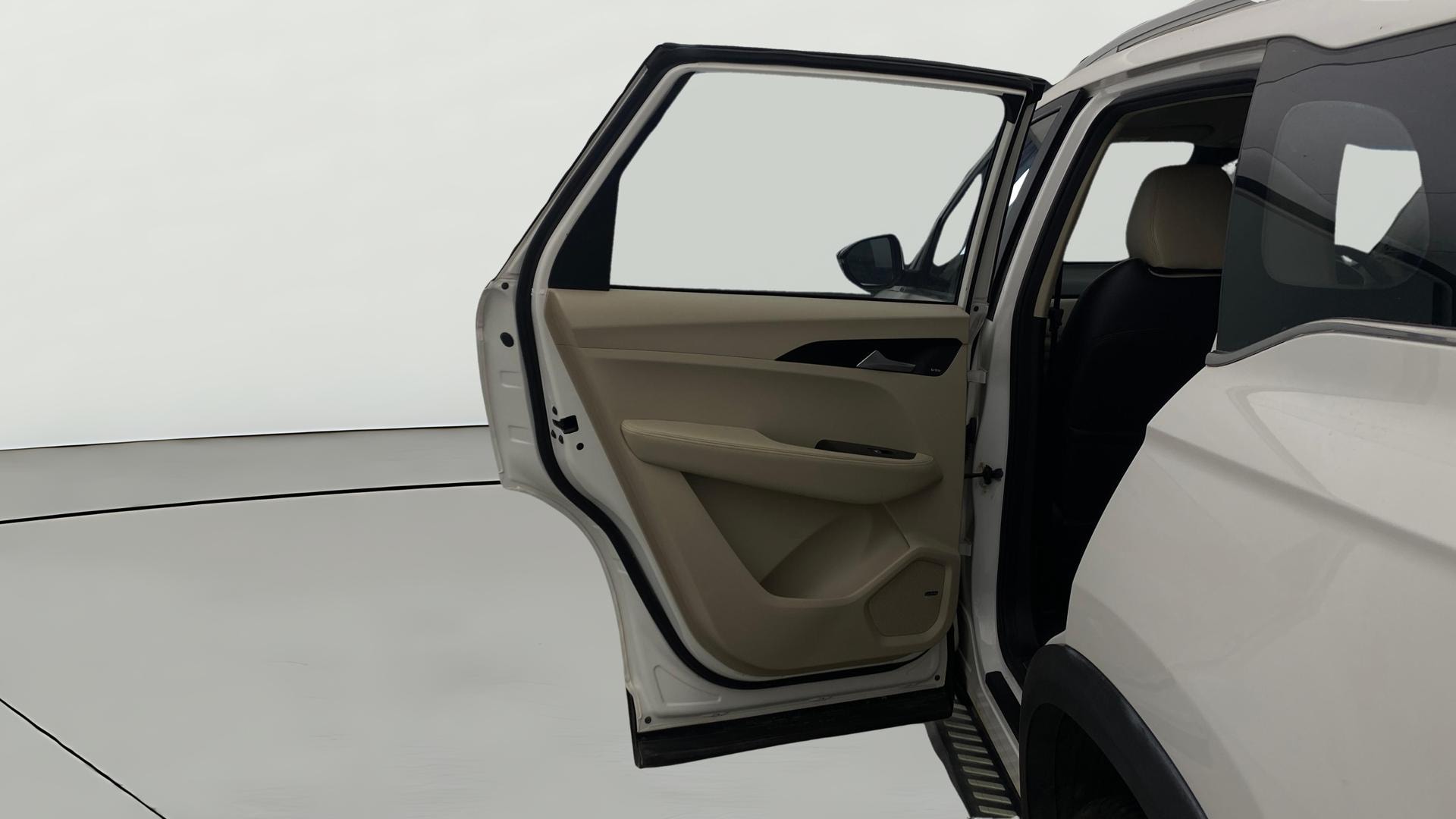 View 2022 MG Hector Sharp CVT Petrol Image 23 Used 2022 MG Hector Sharp CVT Petrol Image 23