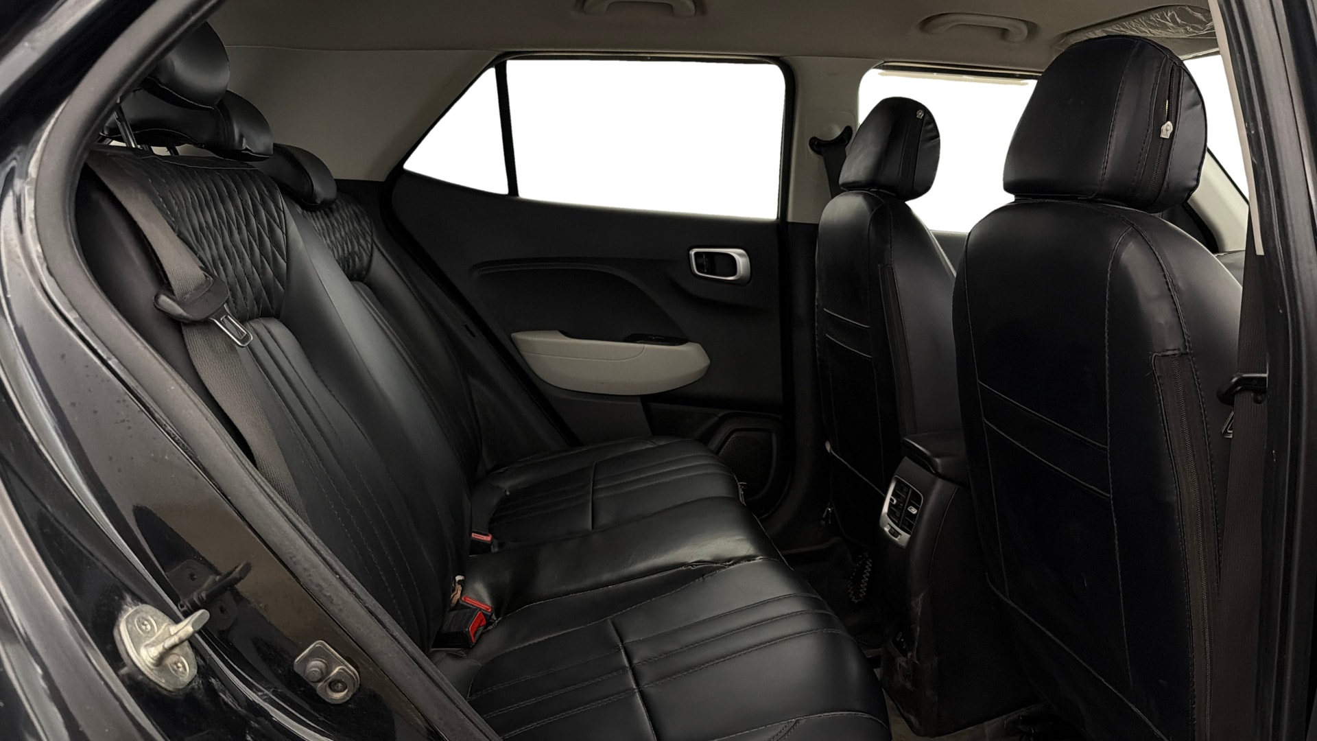 View 2024 Hyundai Venue S (O) 1.0 Turbo Petrol DCT Image 30 Used 2024 Hyundai Venue S (O) 1.0 Turbo Petrol DCT Image 30