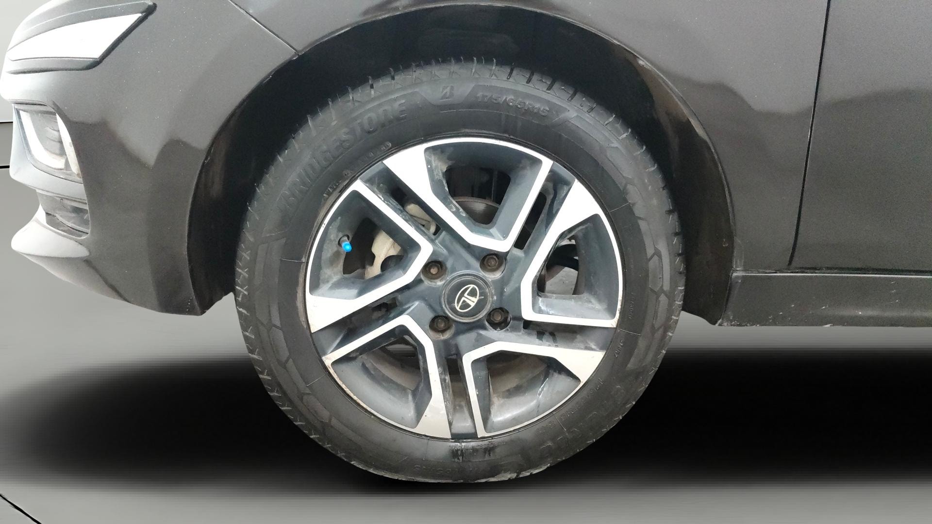 Used 2022 Tata Tiago Used 2022 Tata Tiago