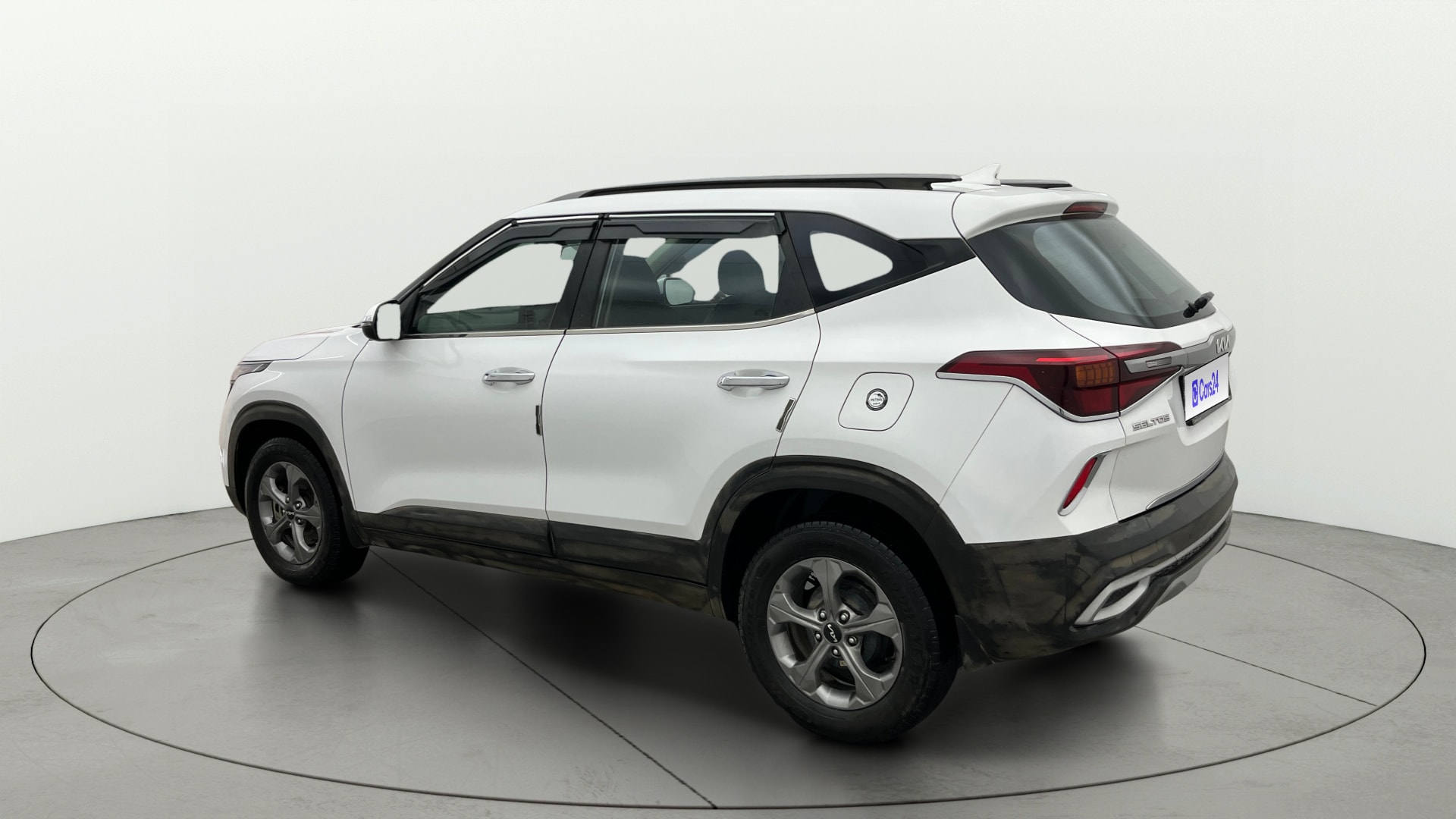 View 2021 Kia Seltos D1.5 CRDI VGT 6MT HTK Plus Image 2 Used 2021 Kia Seltos D1.5 CRDI VGT 6MT HTK Plus Image 2