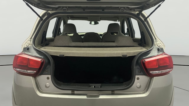 View Mahindra KUV100 Image 36 Used Mahindra KUV100 Image 36