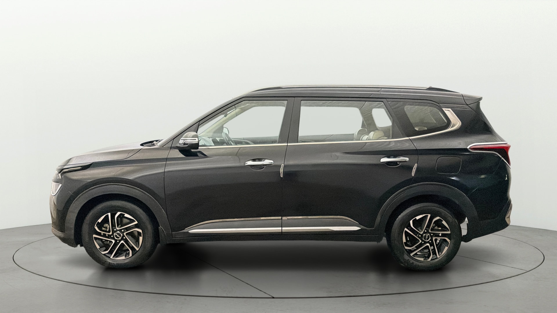 Used 2022 Kia Carens Used 2022 Kia Carens