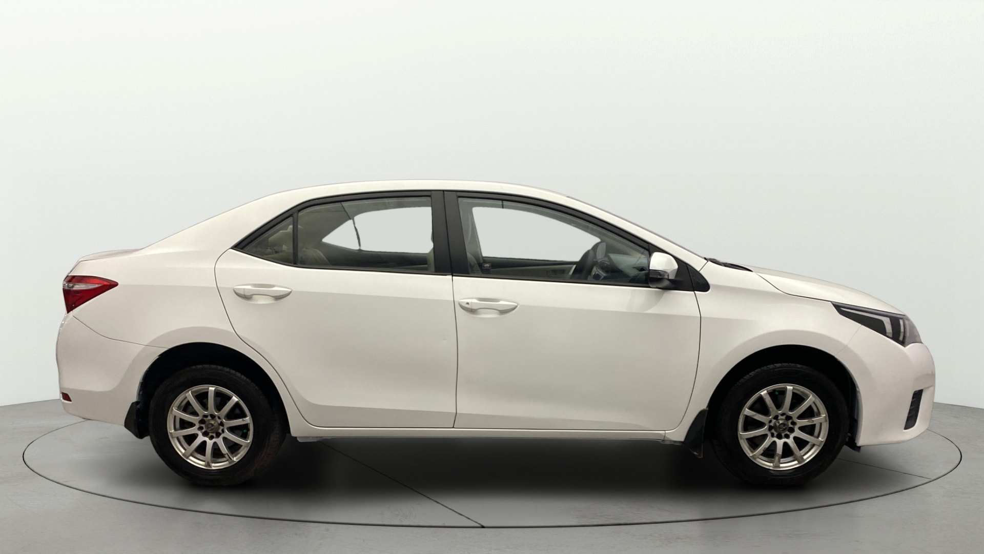 View 2014 Toyota Corolla Altis Diesel J Image 8 Used 2014 Toyota Corolla Altis Diesel J Image 8