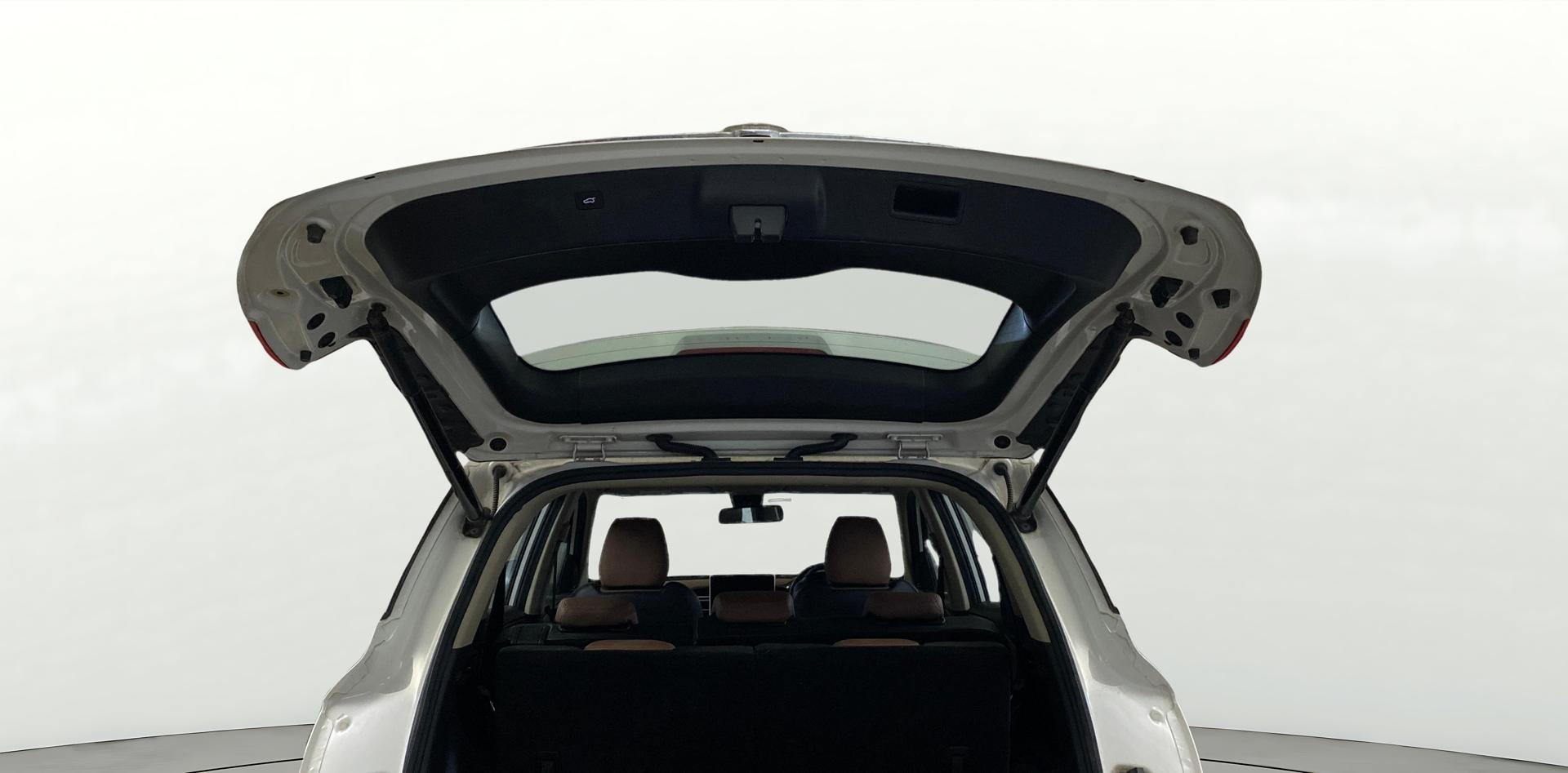 View 2023 MG Hector Plus Sharp Pro 7 Seater Petrol Image 33 Used 2023 MG Hector Plus Sharp Pro 7 Seater Petrol Image 33