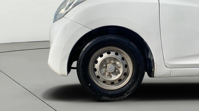 View Hyundai EON Image 27 Used Hyundai EON Image 27