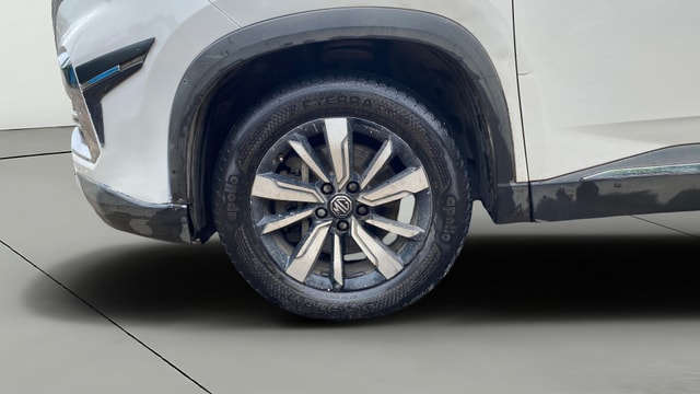 View MG Hector Image 30 Used MG Hector Image 30