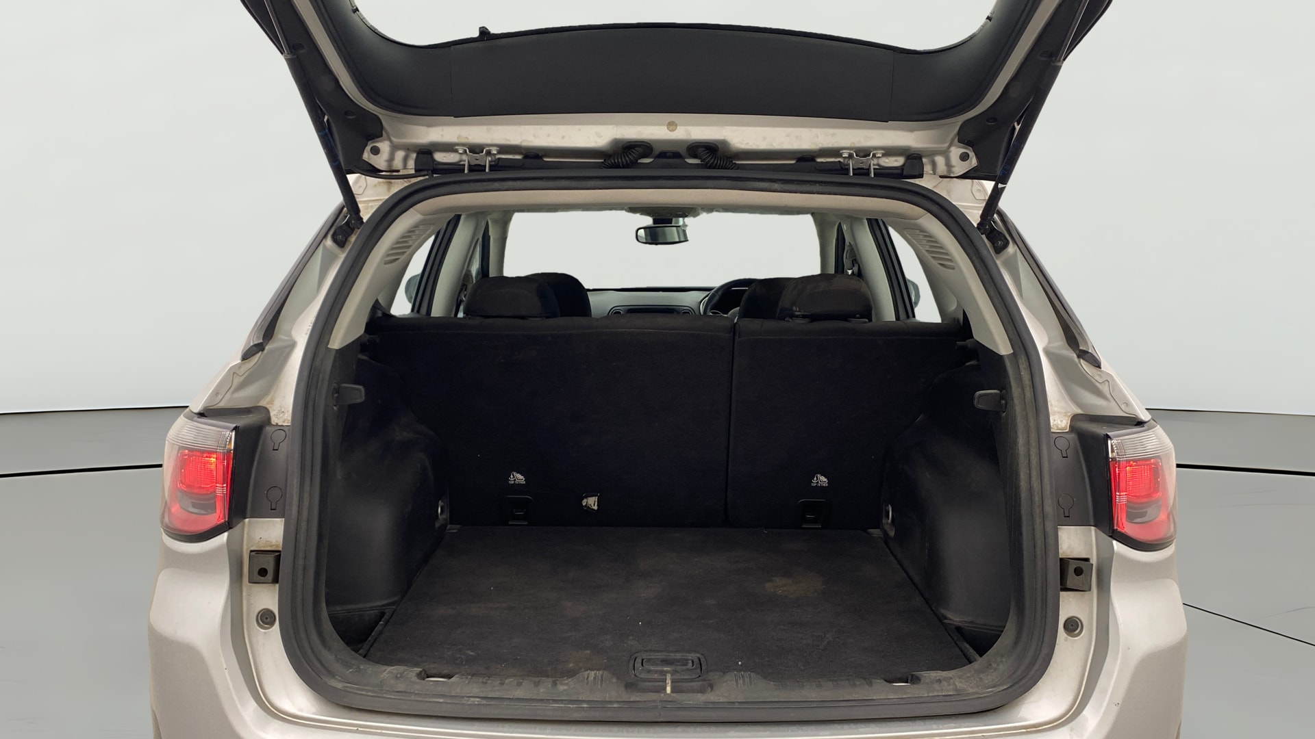 View 2020 Jeep Compass Sport Plus Petrol BS IV Image 37 Used 2020 Jeep Compass Sport Plus Petrol BS IV Image 37