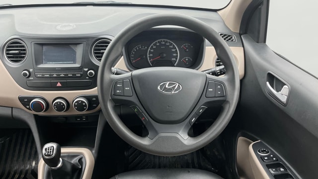 View Hyundai Grand i10 Image 20 Used Hyundai Grand i10 Image 20
