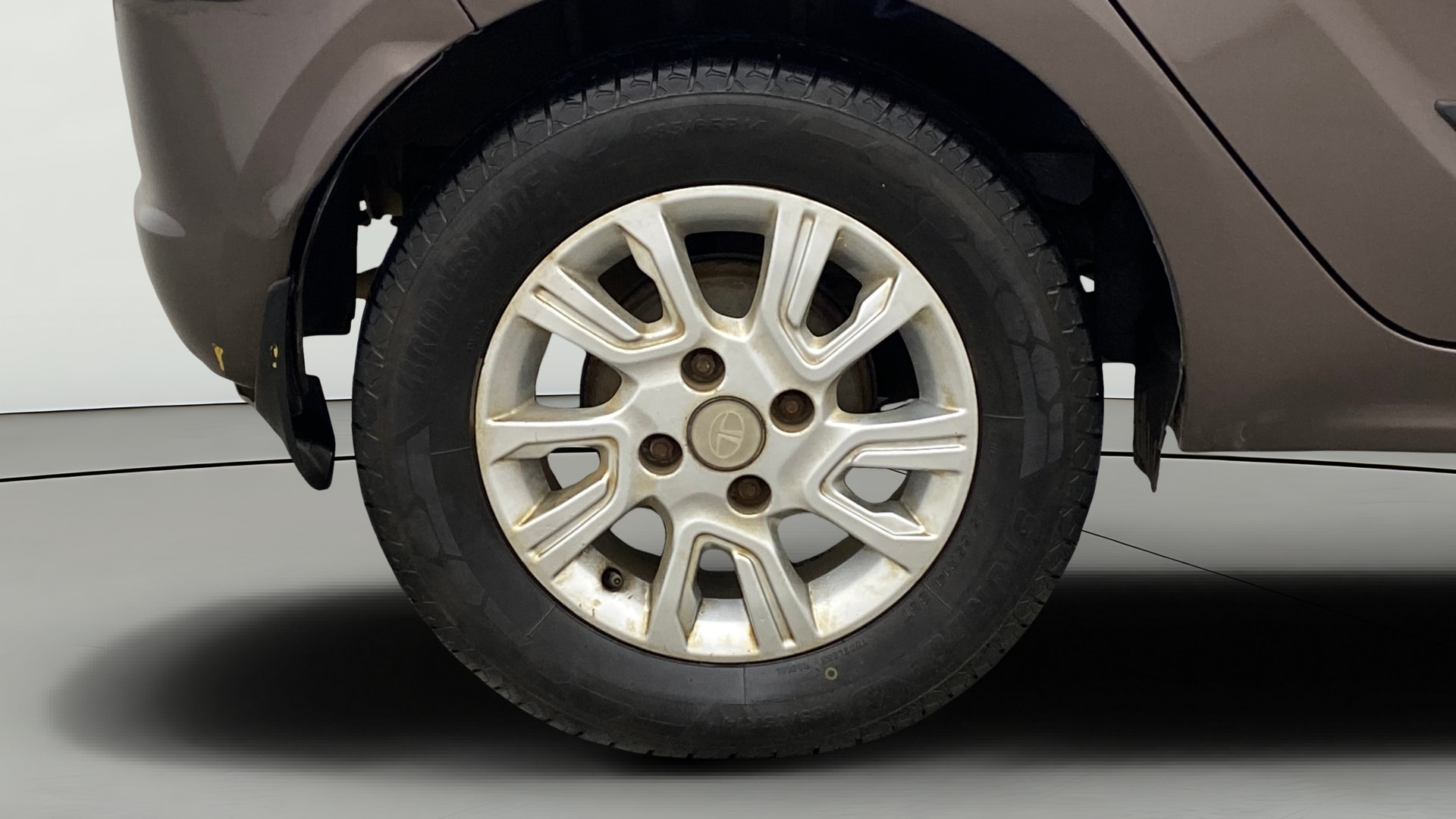 View 2020 Tata Tiago Revotorq XB Image 23 Used 2020 Tata Tiago Revotorq XB Image 23