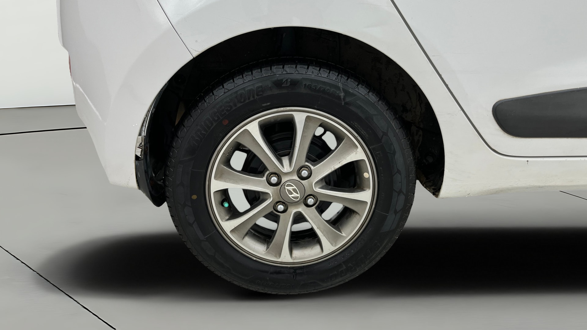 View 2014 Hyundai Grand i10 1.1 Asta Diesel Image 23 Used 2014 Hyundai Grand i10 1.1 Asta Diesel Image 23