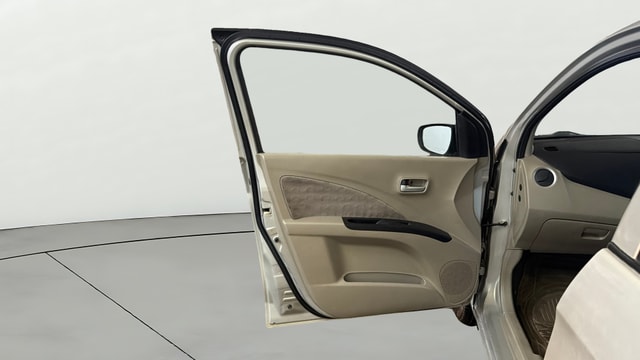View Maruti Suzuki 1000 Image 30 Used Maruti Suzuki 1000 Image 30