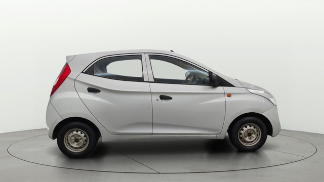 View Hyundai EON Image 8 Used Hyundai EON Image 8