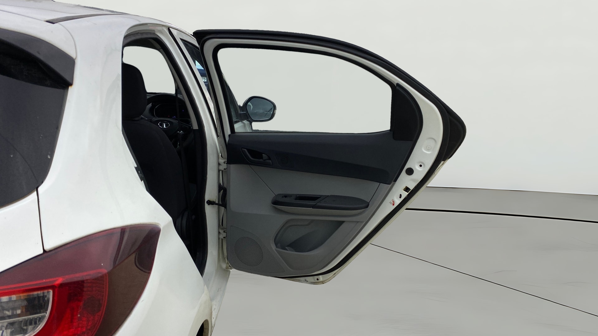 Used 2022 Tata Tiago Used 2022 Tata Tiago