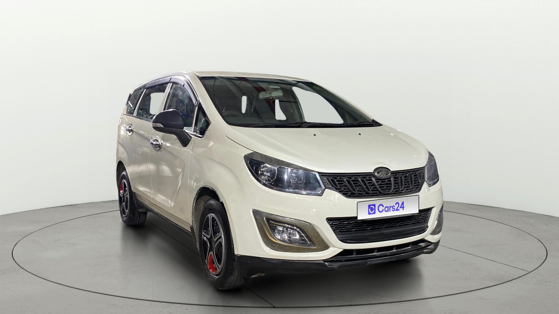 View 2019 Mahindra Marazzo M4 8-Seater Image 37 Used 2019 Mahindra Marazzo M4 8-Seater Image 37