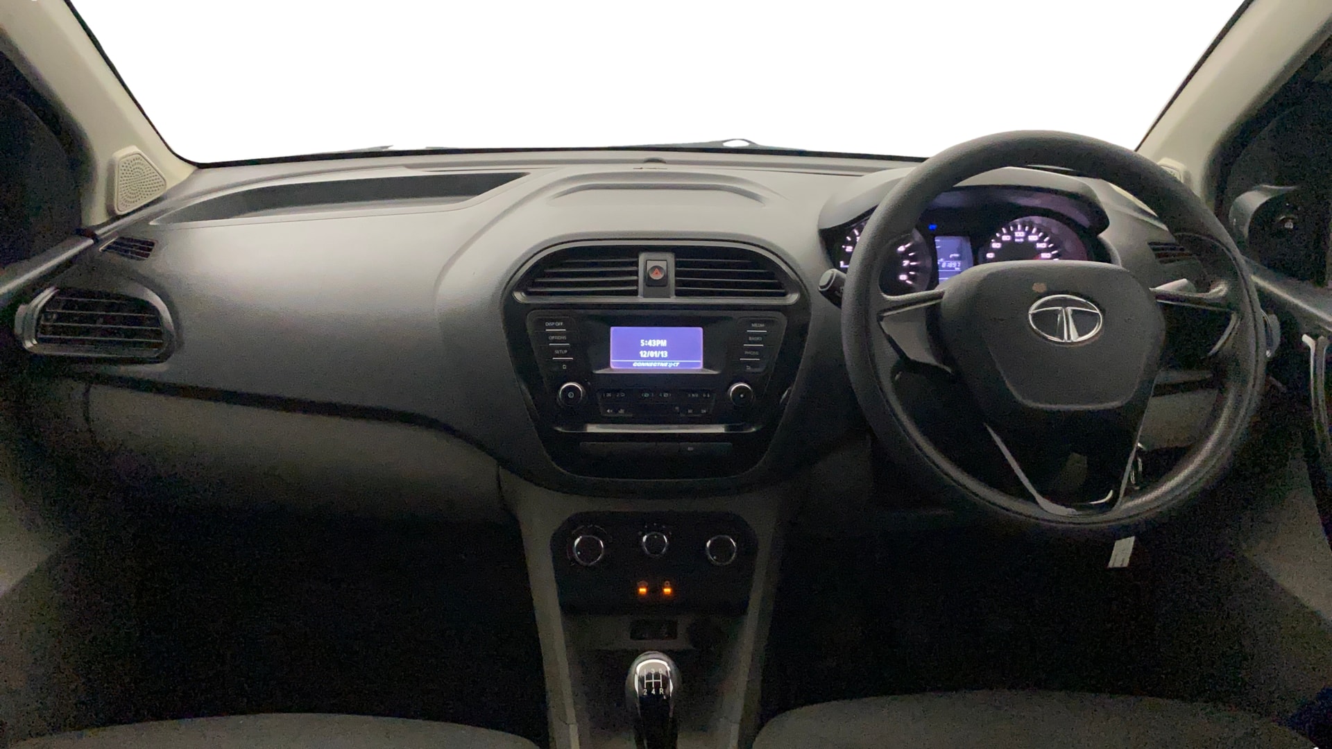 View 2018 Tata Tiago Revotorq XB Image 32 Used 2018 Tata Tiago Revotorq XB Image 32