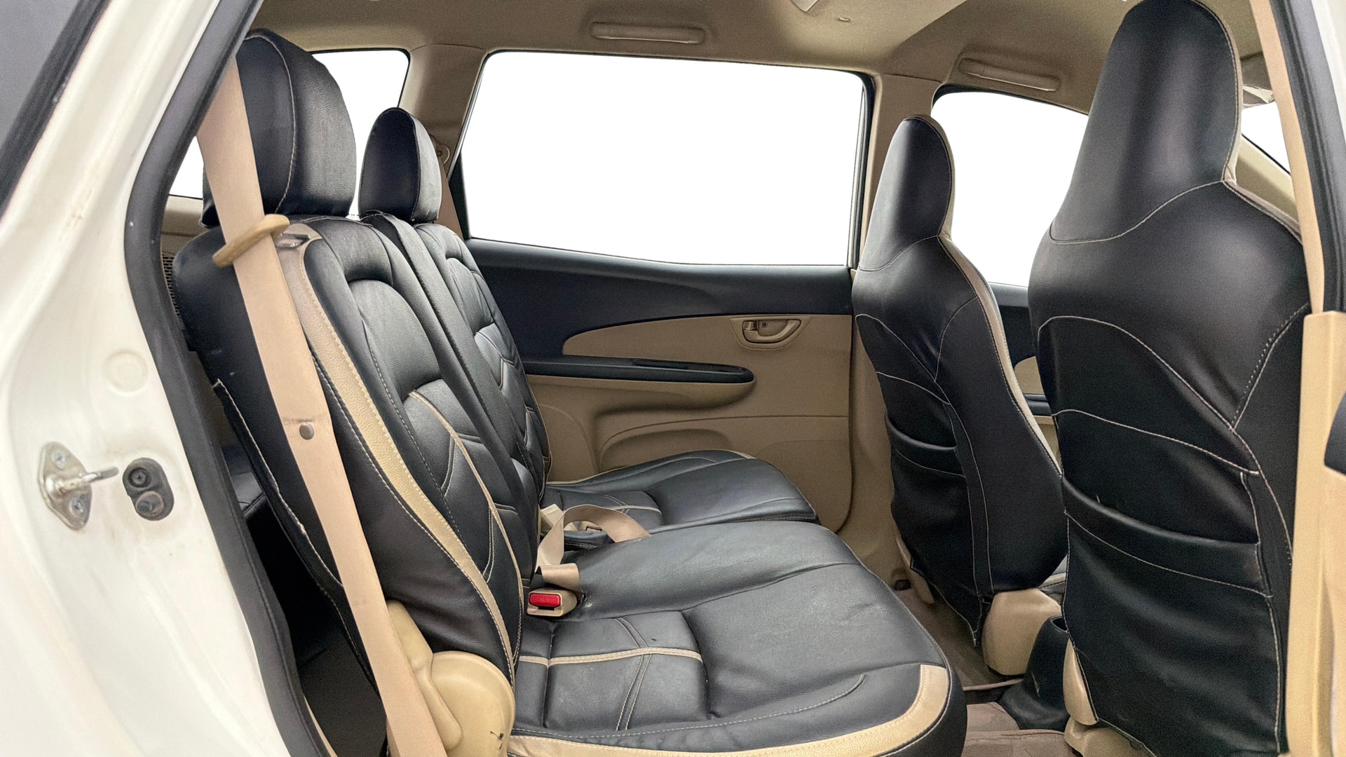 View 2014 Honda Mobilio E Diesel Image 29 Used 2014 Honda Mobilio E Diesel Image 29