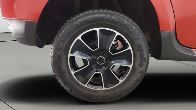 View Renault Duster Image 32 Used Renault Duster Image 32