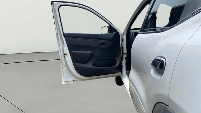 View Renault Kwid Image 30 Used Renault Kwid Image 30