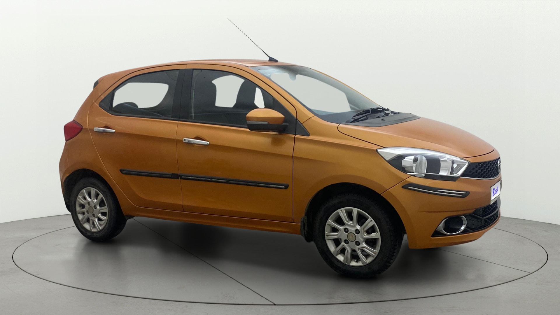 View 2017 Tata Tiago Revotorq XB Image 36 Used 2017 Tata Tiago Revotorq XB Image 36
