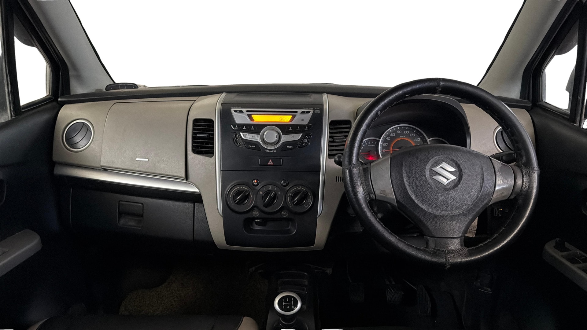 View 2015 Maruti Suzuki 1000 Base Variant Image 15 Used 2015 Maruti Suzuki 1000 Base Variant Image 15