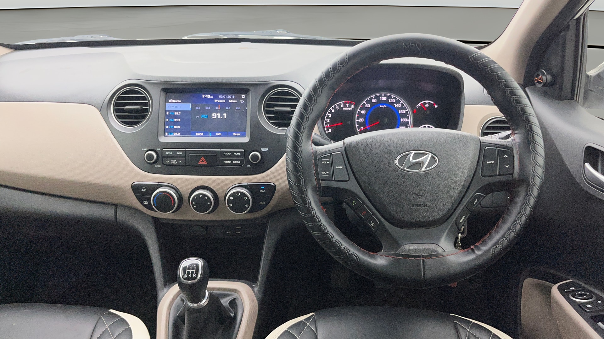 View 2019 Hyundai Grand i10 Sportz 1.2 Kappa Image 13 Used 2019 Hyundai Grand i10 Sportz 1.2 Kappa Image 13
