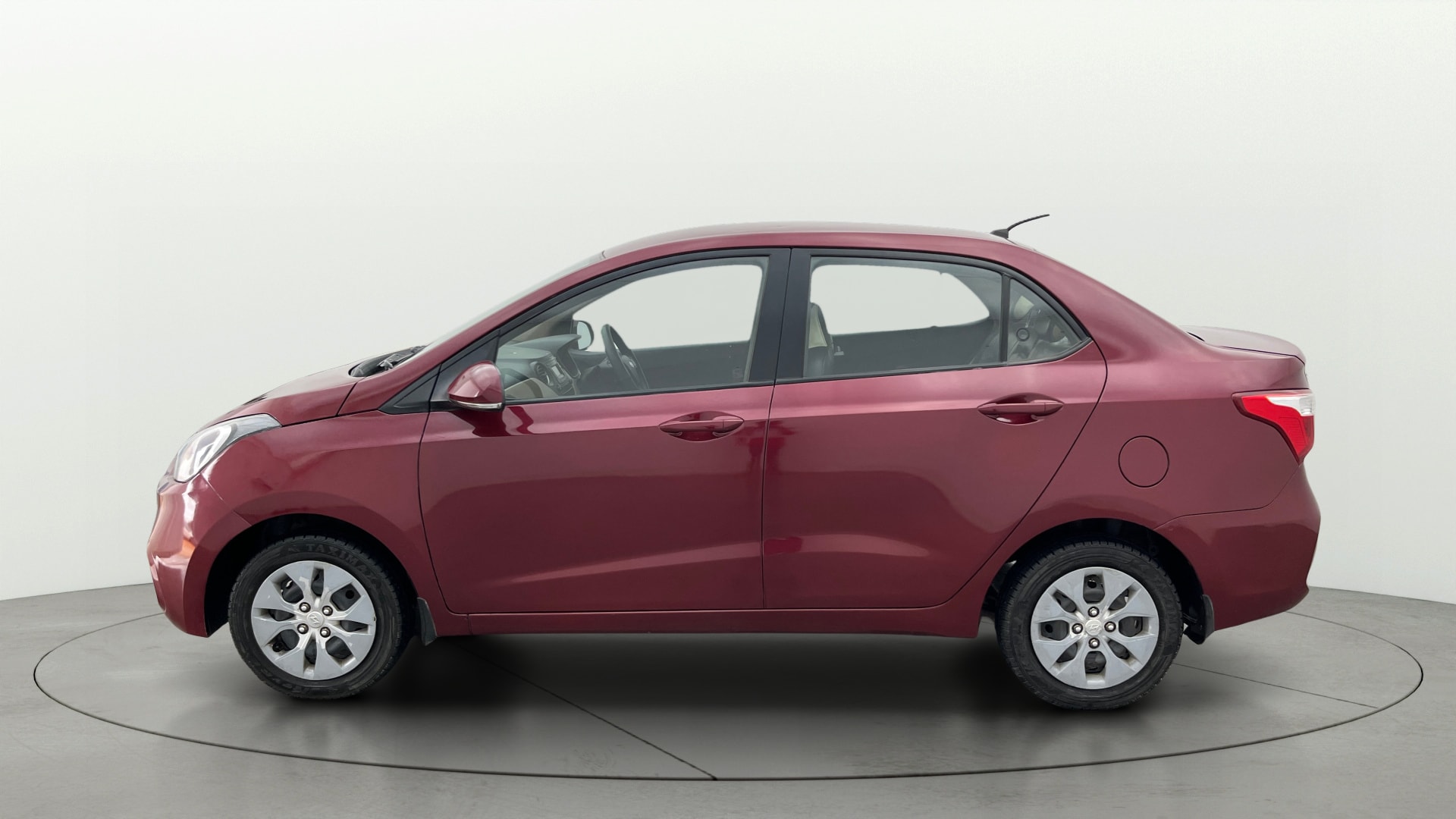 View 2018 Hyundai Xcent S Petrol Image 5 Used 2018 Hyundai Xcent S Petrol Image 5