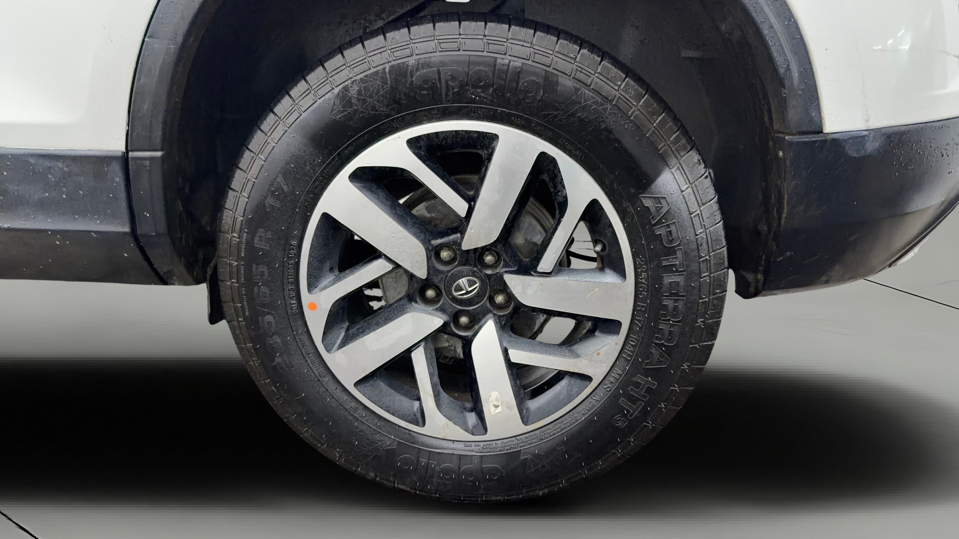 View 2022 Tata Harrier XE Image 12 Used 2022 Tata Harrier XE Image 12