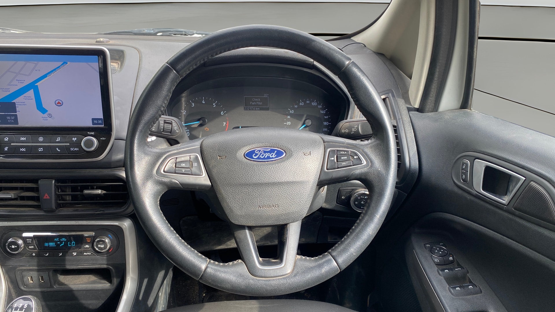 View 2018 Ford EcoSport 1.5 TDCi Diesel Ambiente BS IV Image 13 Used 2018 Ford EcoSport 1.5 TDCi Diesel Ambiente BS IV Image 13