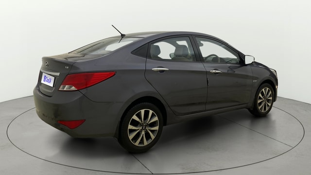 View Hyundai Fluidic Verna Image 44 Used Hyundai Fluidic Verna Image 44