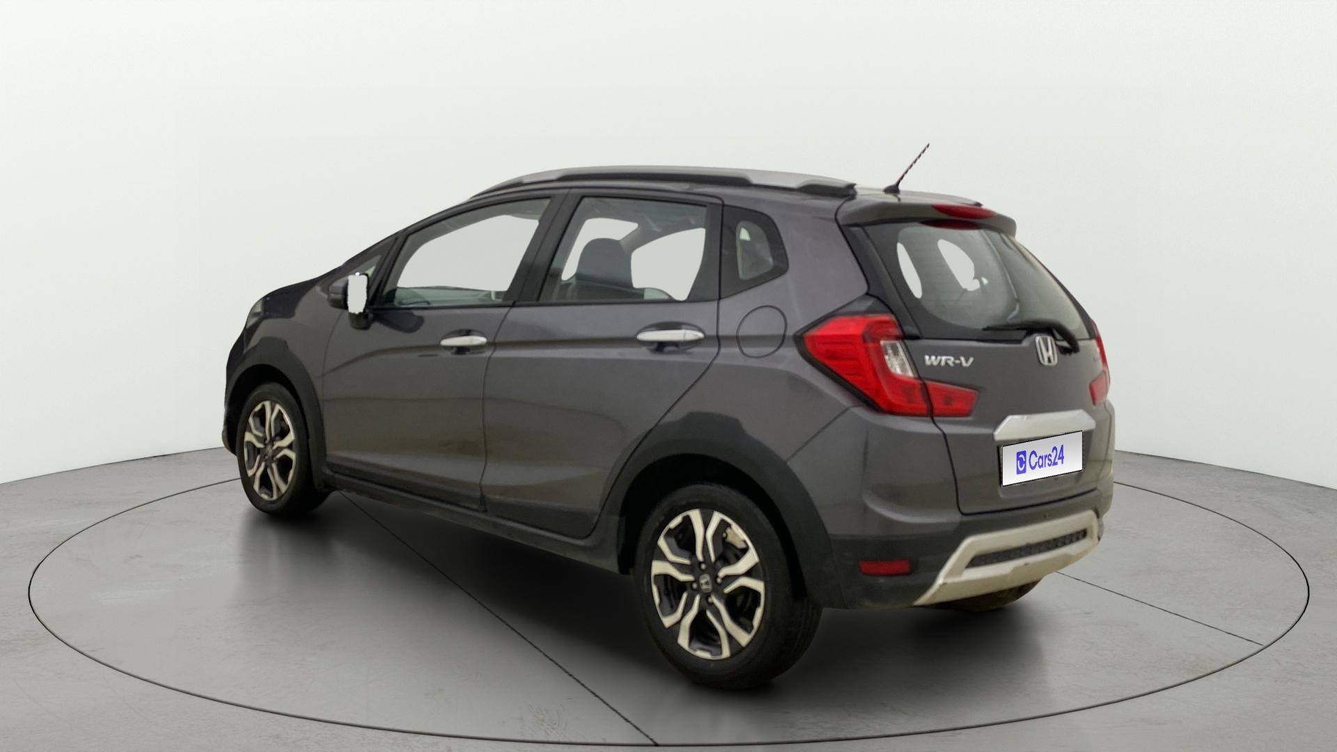 View 2019 Honda WR-V S MT Diesel Edge Edition Image 2 Used 2019 Honda WR-V S MT Diesel Edge Edition Image 2