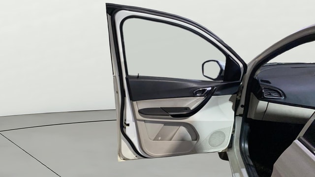 View Tata Tigor Image 31 Used Tata Tigor Image 31