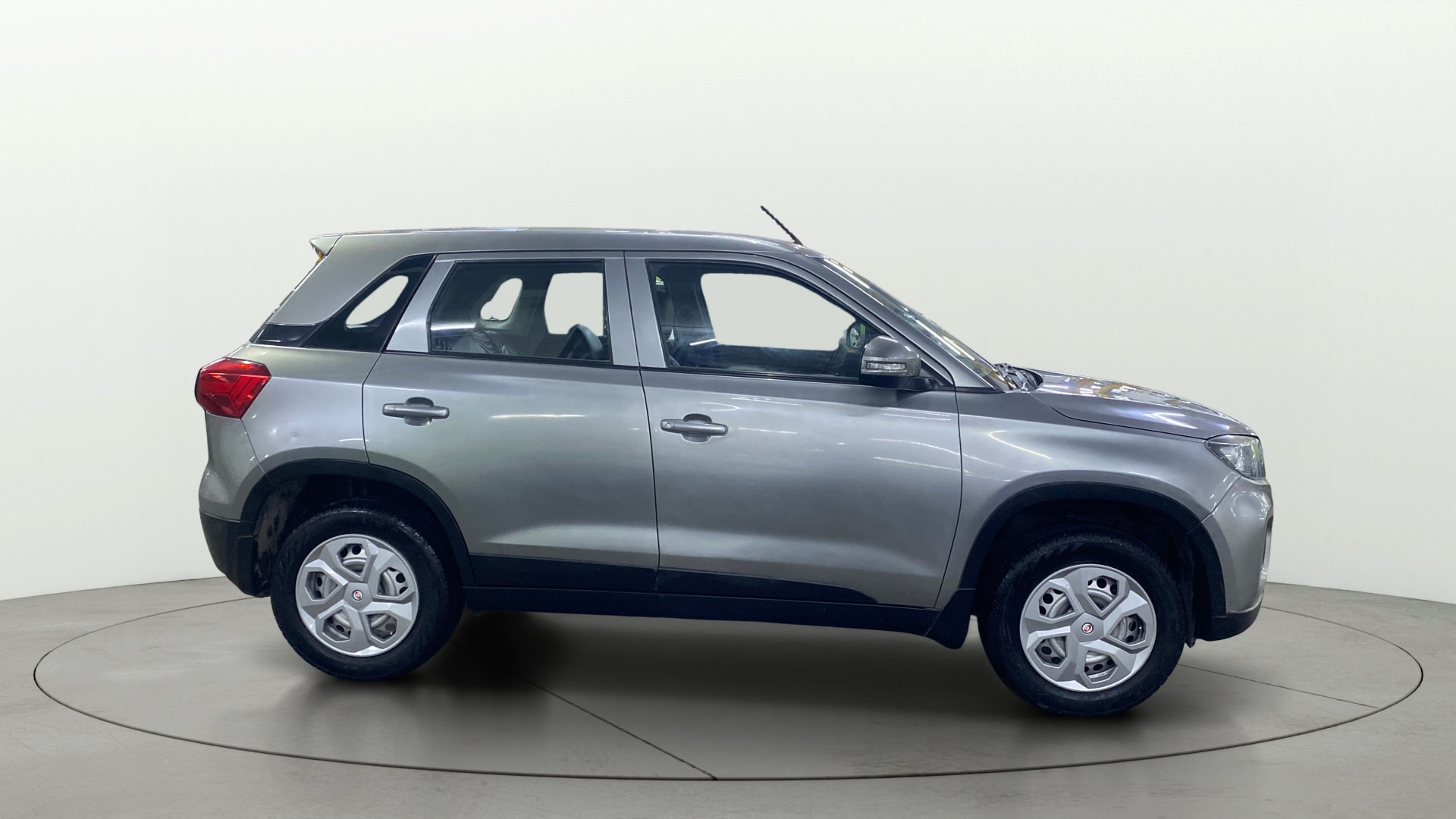 View 2020 Maruti Suzuki 1000 Base Variant Image 8 Used 2020 Maruti Suzuki 1000 Base Variant Image 8