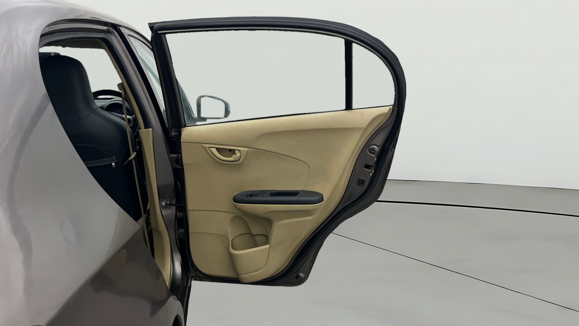 View 2015 Honda Amaze E MT Petrol BS IV Image 7 Used 2015 Honda Amaze E MT Petrol BS IV Image 7