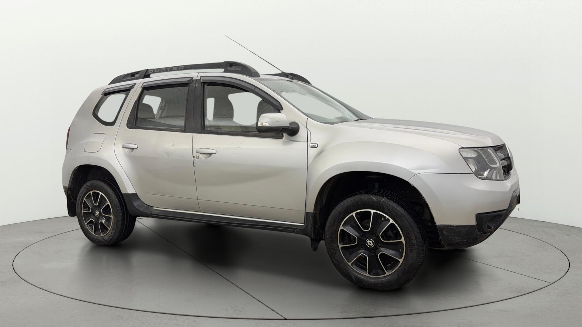 View 2020 Renault Duster Petrol RXS BS IV Image 21 Used 2020 Renault Duster Petrol RXS BS IV Image 21