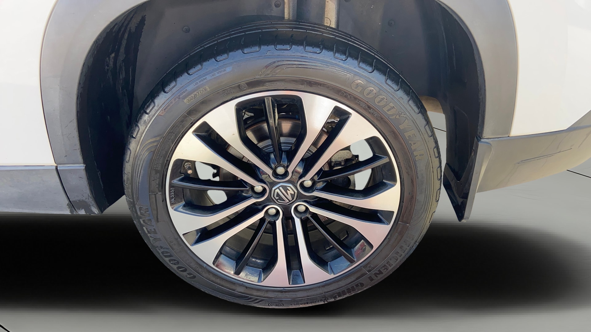 View 2023 MG Hector Sharp Diesel Image 12 Used 2023 MG Hector Sharp Diesel Image 12