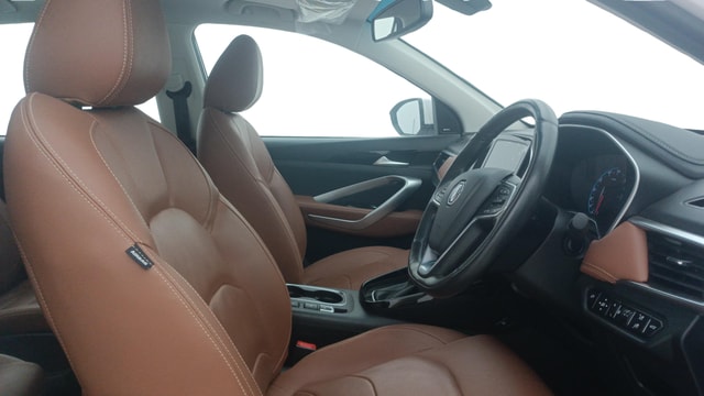 View MG Hector Image 28 Used MG Hector Image 28