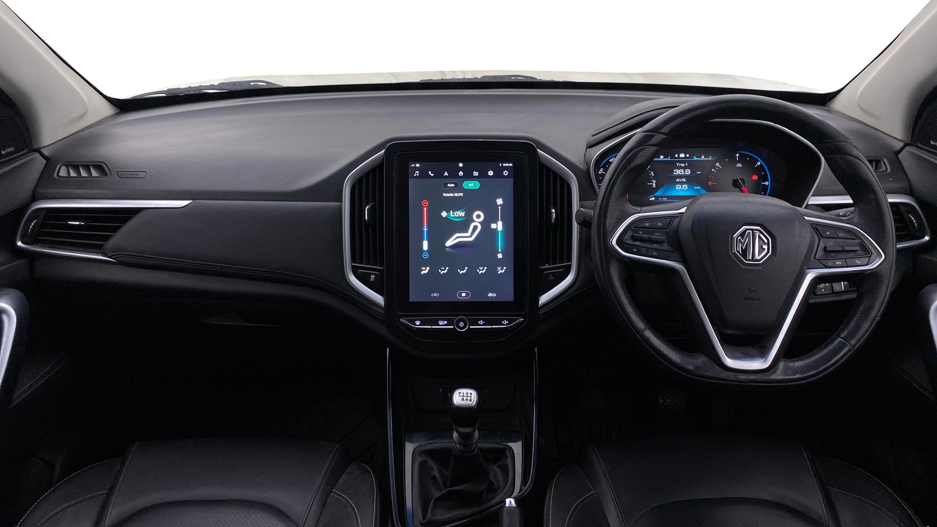 View 2020 MG Hector Sharp Diesel Image 30 Used 2020 MG Hector Sharp Diesel Image 30