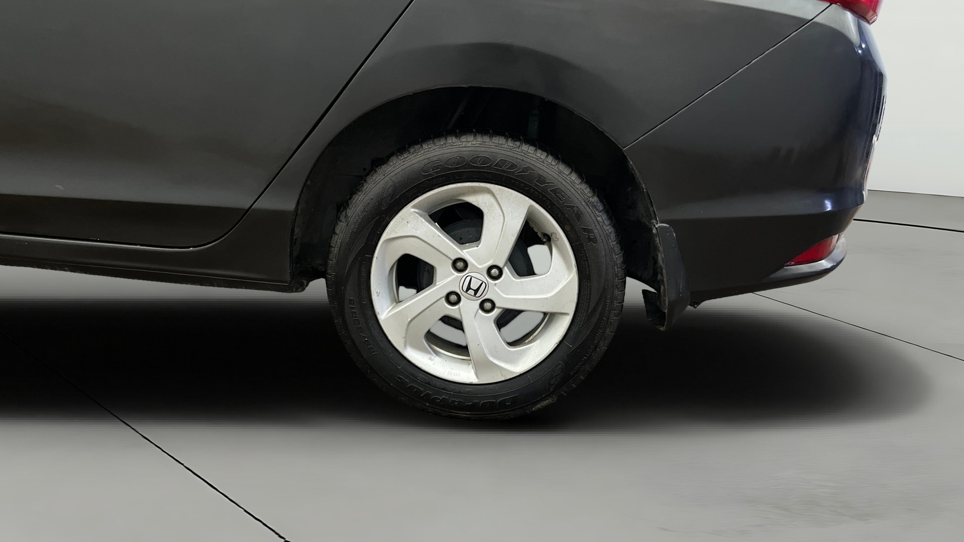 View 2014 Honda City ZX MT Diesel Anniversary Edition Image 8 Used 2014 Honda City ZX MT Diesel Anniversary Edition Image 8