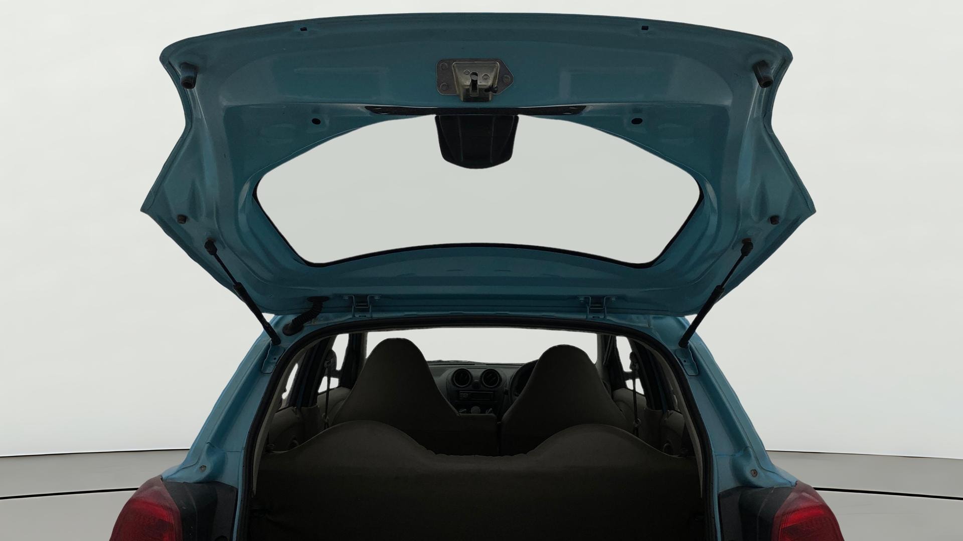 View 2015 Datsun Go T Image 16 Used 2015 Datsun Go T Image 16