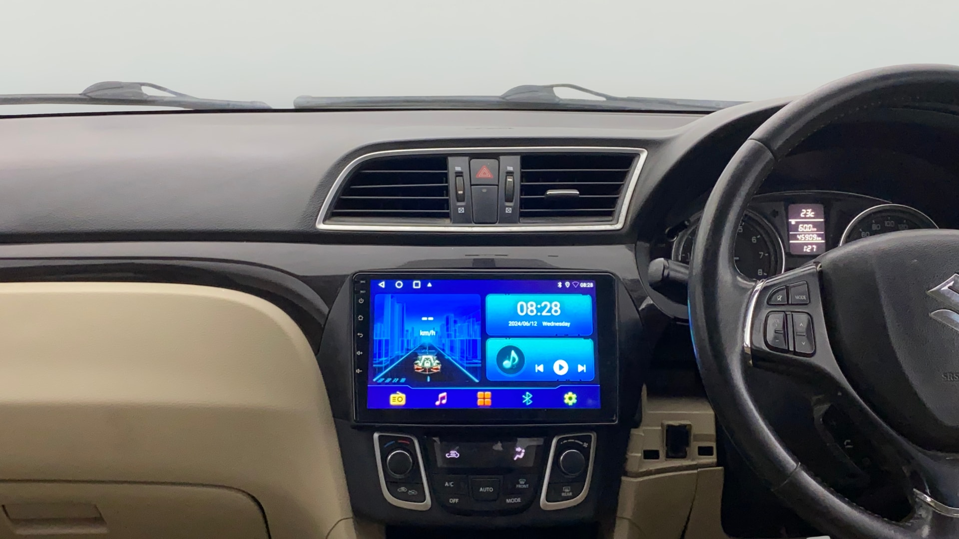 View 2019 Maruti Suzuki 1000 Base Variant Image 18 Used 2019 Maruti Suzuki 1000 Base Variant Image 18