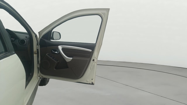 View Renault Duster Image 44 Used Renault Duster Image 44