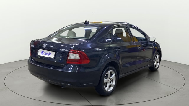 View Skoda Rapid Image 42 Used Skoda Rapid Image 42