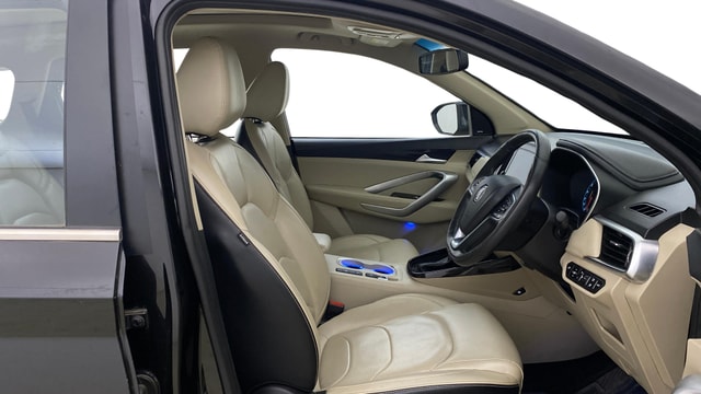 View MG Hector Image 27 Used MG Hector Image 27