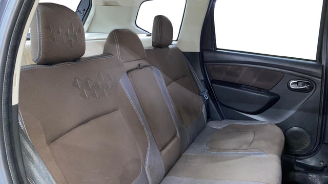View Renault Duster Image 36 Used Renault Duster Image 36