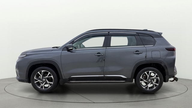 View Toyota Urban Cruiser Hyryder Image 27 Used Toyota Urban Cruiser Hyryder Image 27