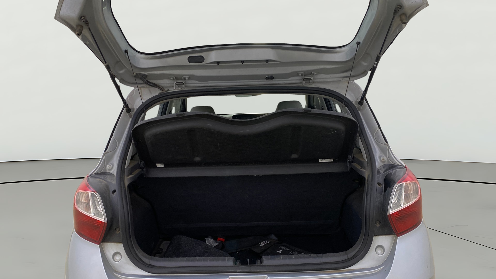 View 2021 Hyundai Grand i10 Nios Magna Petrol AMT Image 36 Used 2021 Hyundai Grand i10 Nios Magna Petrol AMT Image 36