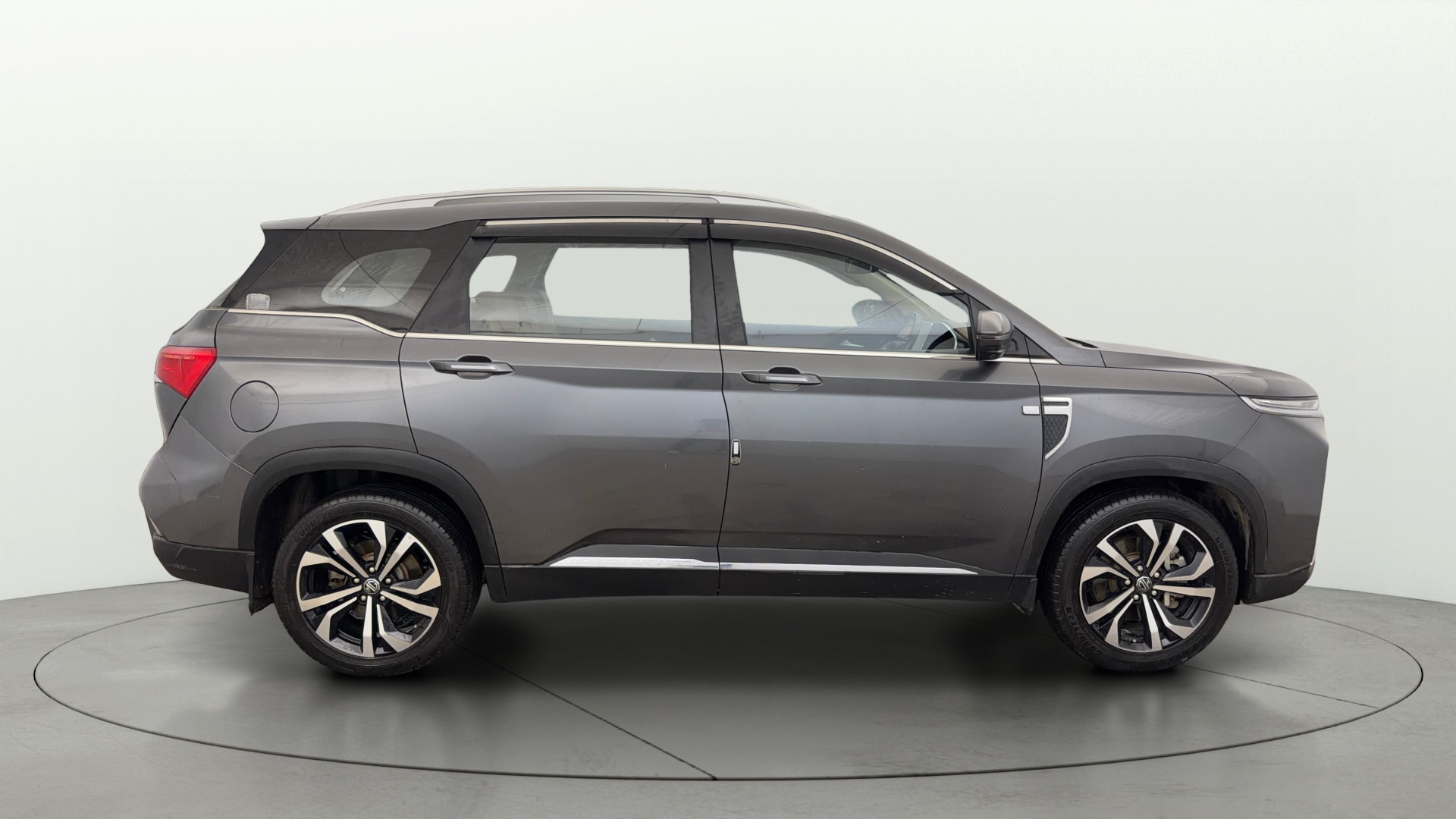 View 2024 MG Hector Plus Savvy Pro 7 Seater CVT Petrol Image 29 Used 2024 MG Hector Plus Savvy Pro 7 Seater CVT Petrol Image 29