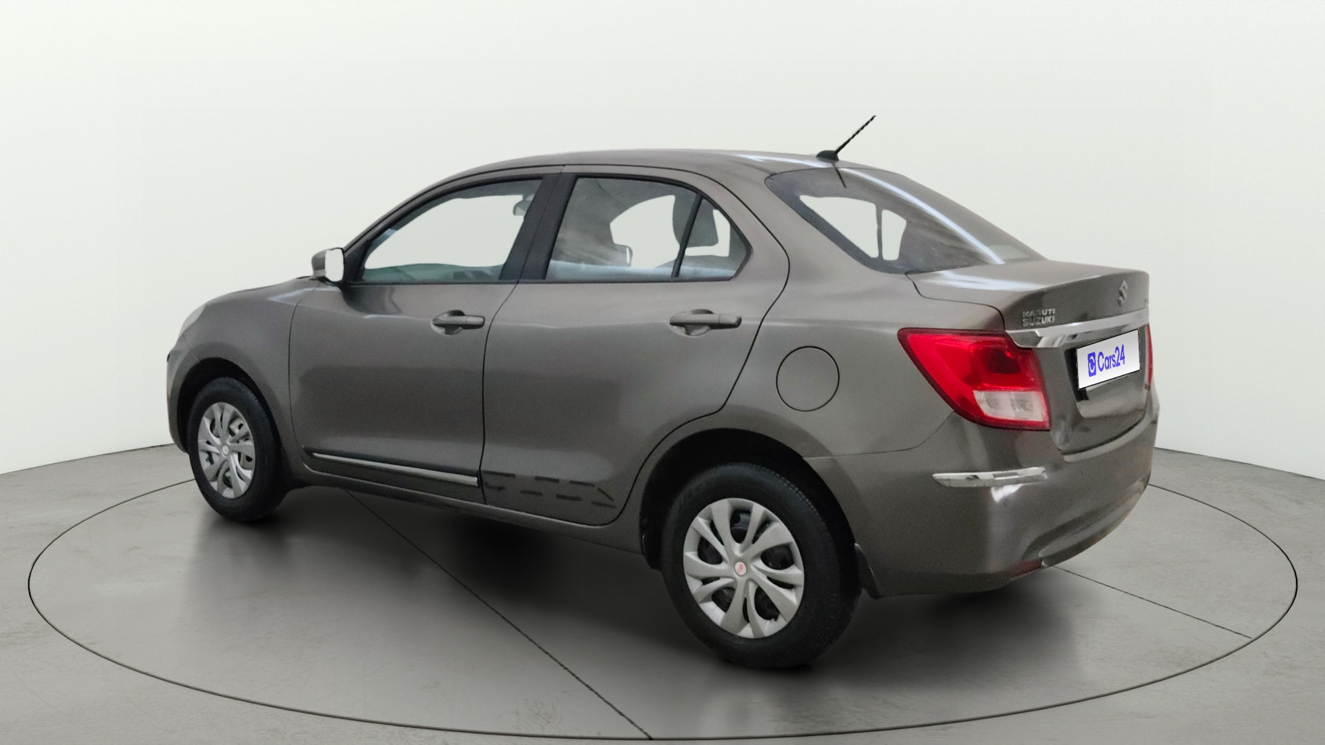 View 2018 Maruti Suzuki 1000 Base Variant Image 2 Used 2018 Maruti Suzuki 1000 Base Variant Image 2